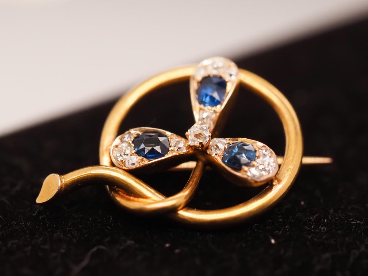 Circa 1900s 14K Yellow Gold Sapphire and Diamond Flower Brooch - VHK#647