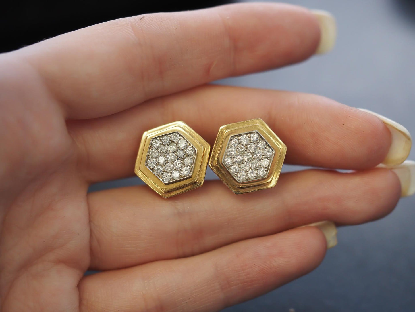 Vintage 14K Yellow Gold Diamond Cluster Earrings - VHK#852a
