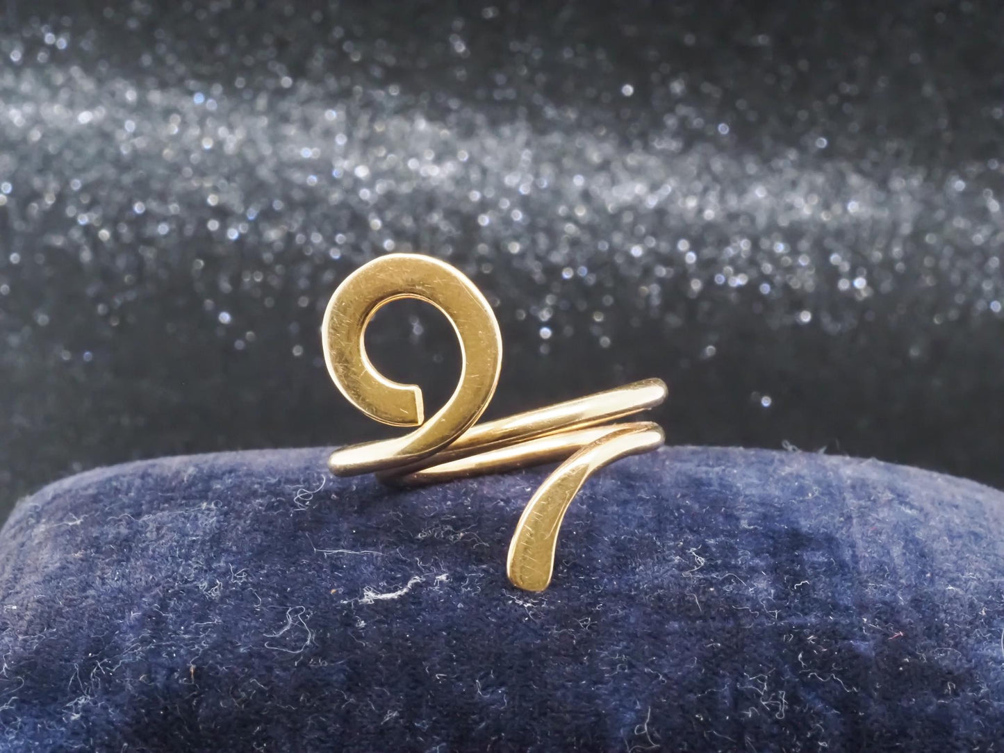 Estate DINH VAN Cartier 18k Gold ICONIC Swirl Ring - VHK#140b