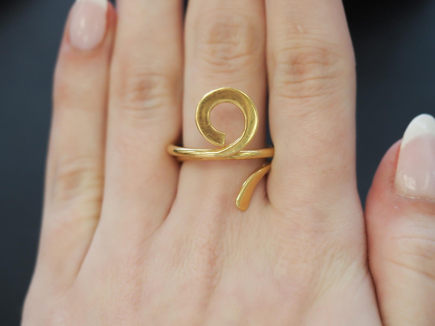 Estate DINH VAN Cartier 18k Gold ICONIC Swirl Ring - VHK#140b