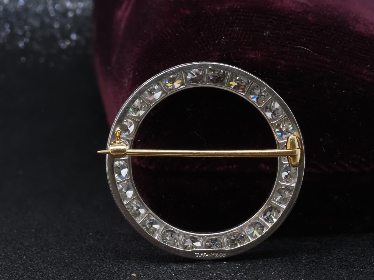 Estate 1920s Art Deco Tiffany & Co. 5.75ct Old European Diamond Platinum Circle