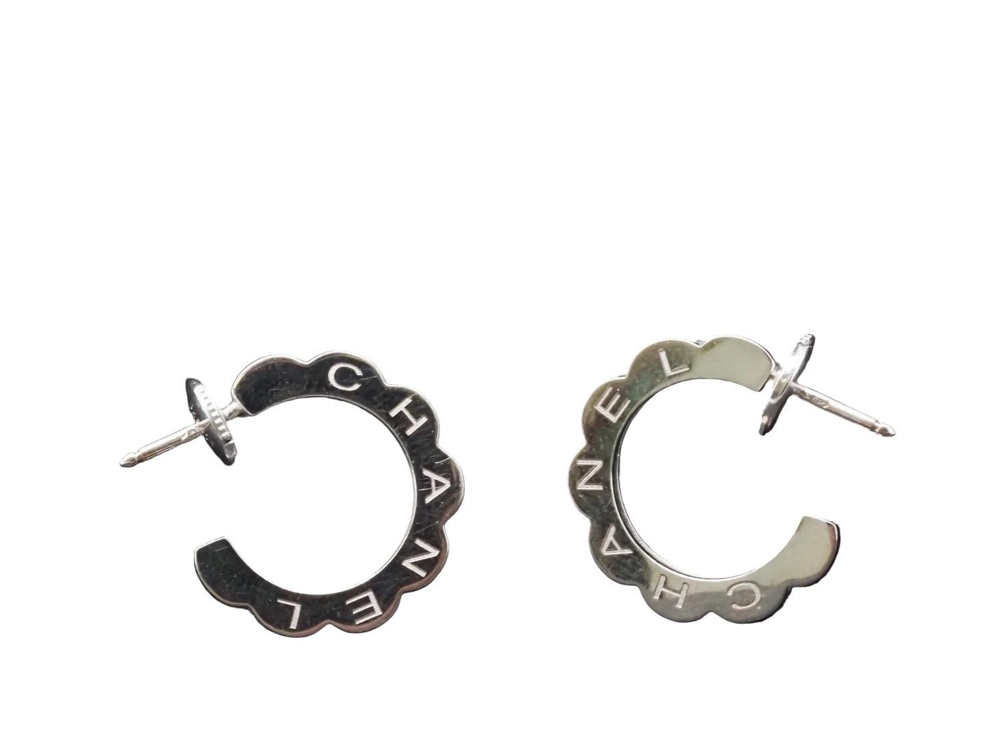 Estate 1990s 18K White Gold Chanel Scallop Hoop Earrings - VHK#151a