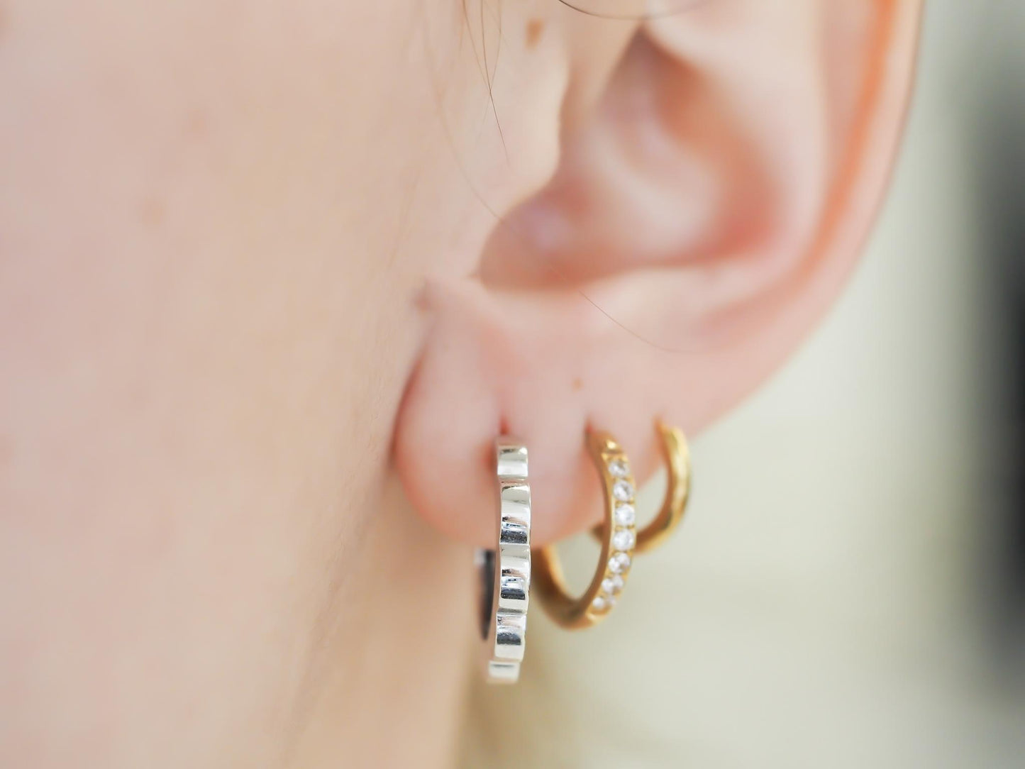 Estate 1990s 18K White Gold Chanel Scallop Hoop Earrings - VHK#151a