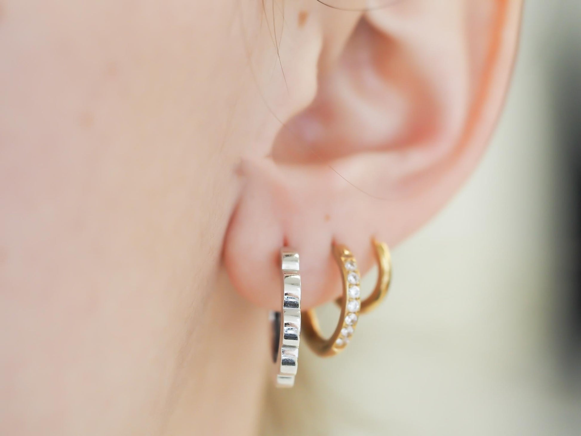 Estate 1990s 18K White Gold Chanel Scallop Hoop Earrings - VHK#151a