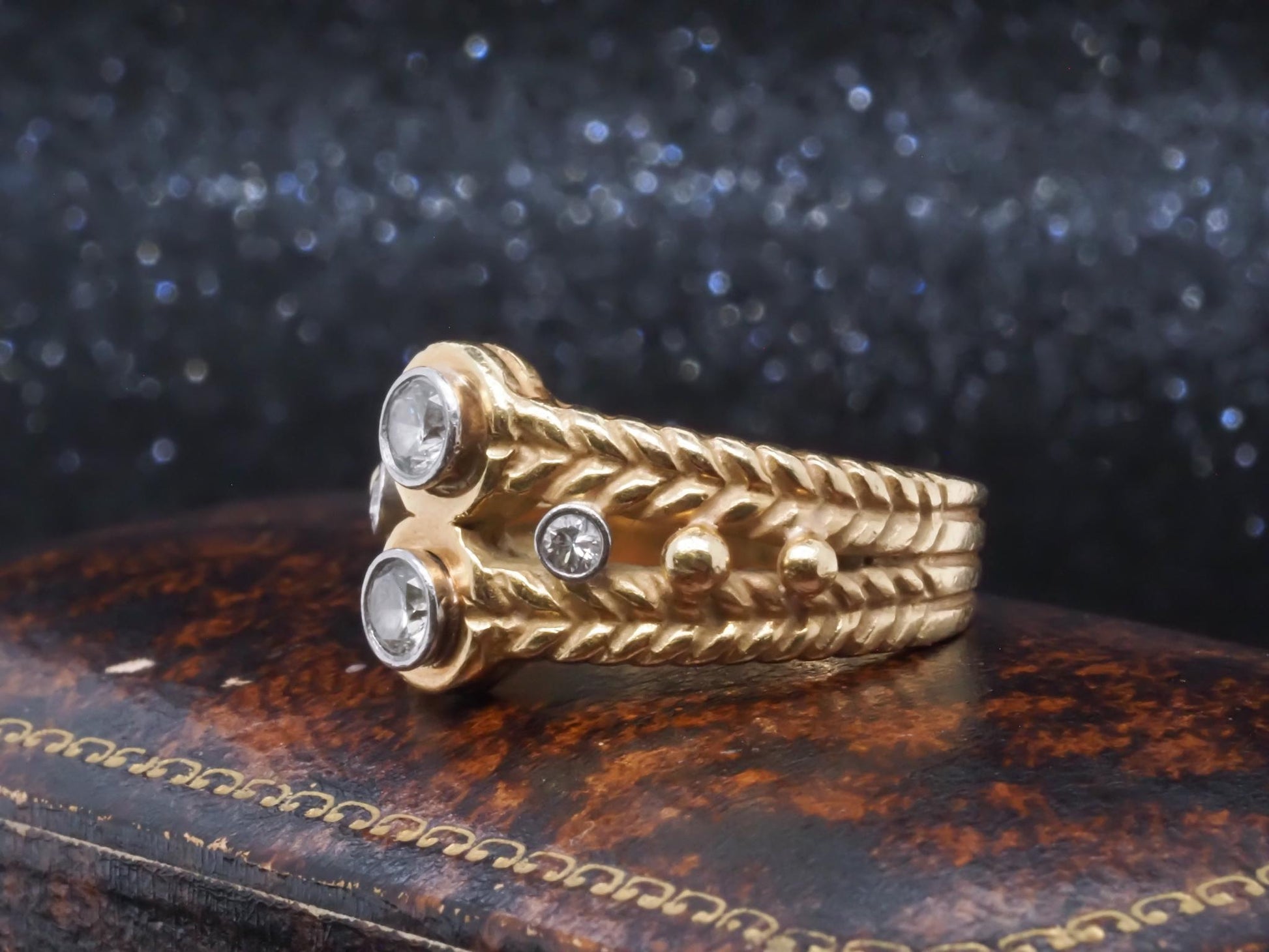 Estate 18K Yellow Gold Diamond Engraved Band - VHK#45A