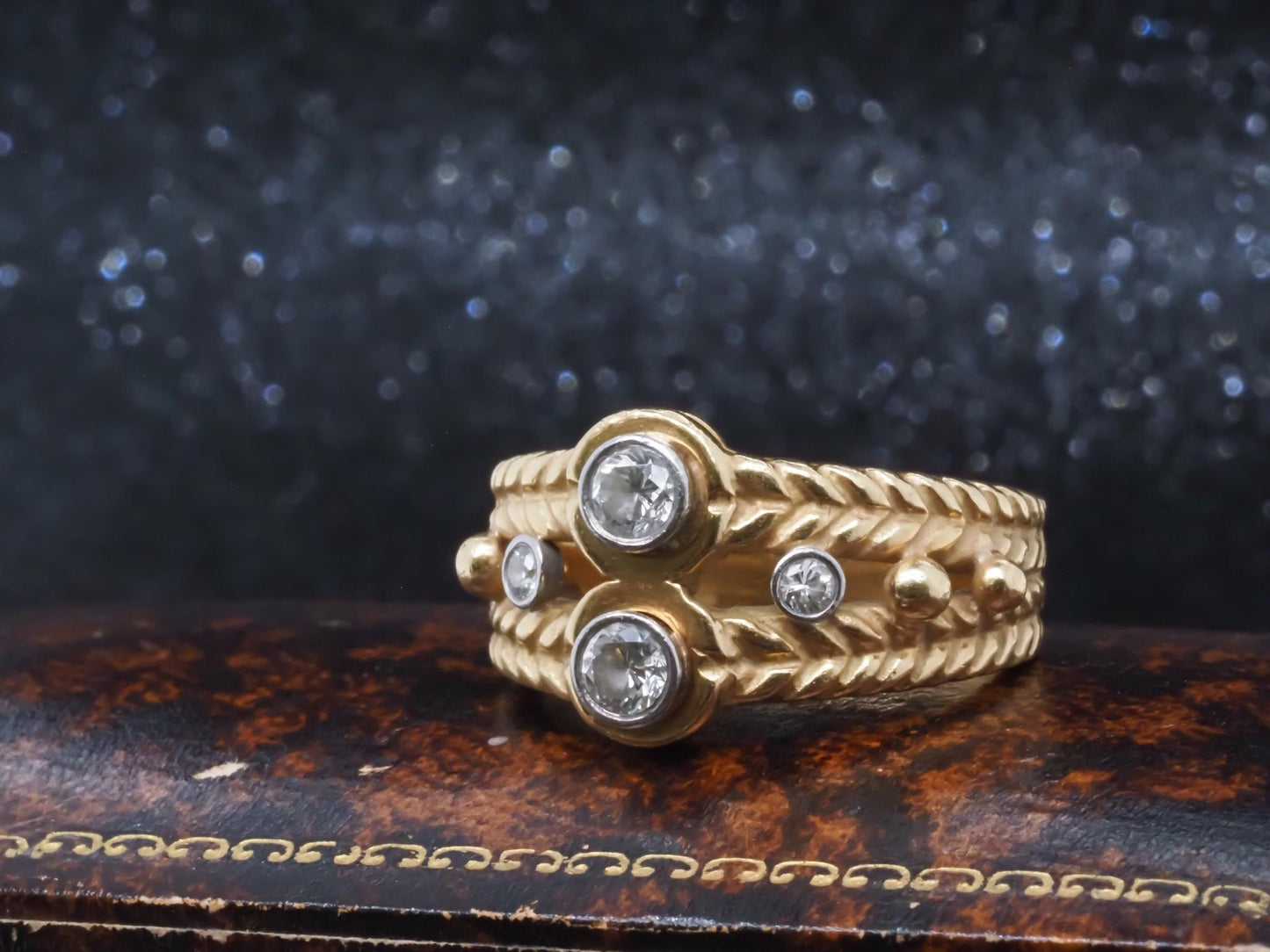 Estate 18K Yellow Gold Diamond Engraved Band - VHK#45A