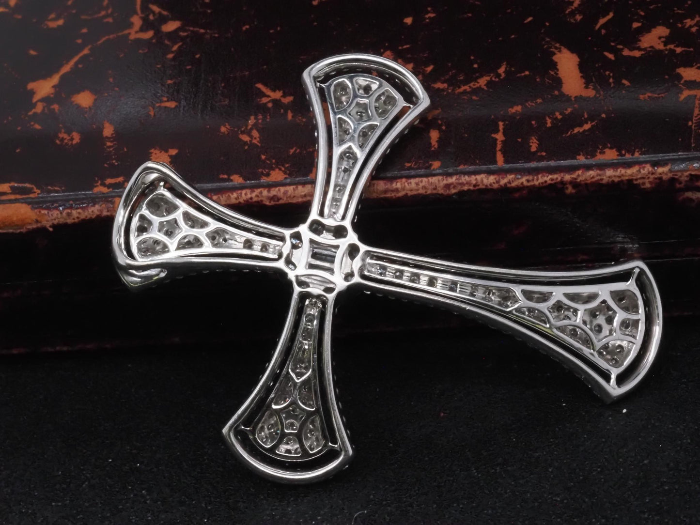 Estate 18K White Gold Diamond Cross Pendant - VHK#327a