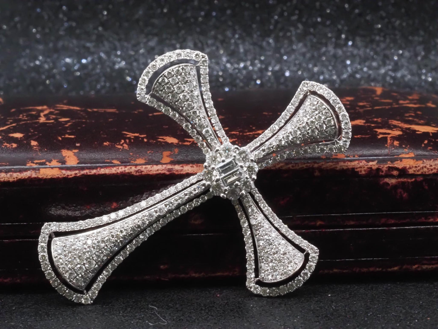 Estate 18K White Gold Diamond Cross Pendant - VHK#327a