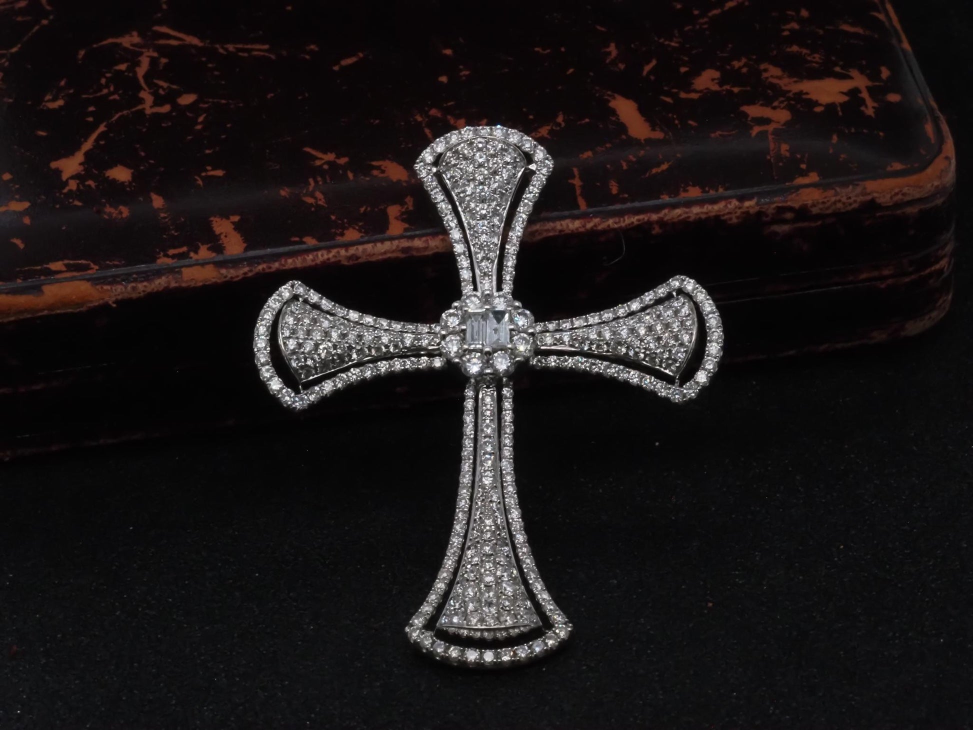 Estate 18K White Gold Diamond Cross Pendant - VHK#327a