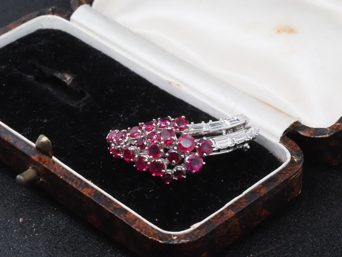 Vintage Art Deco Platinum Ruby & Diamond Brooch Pin - VHK#324a