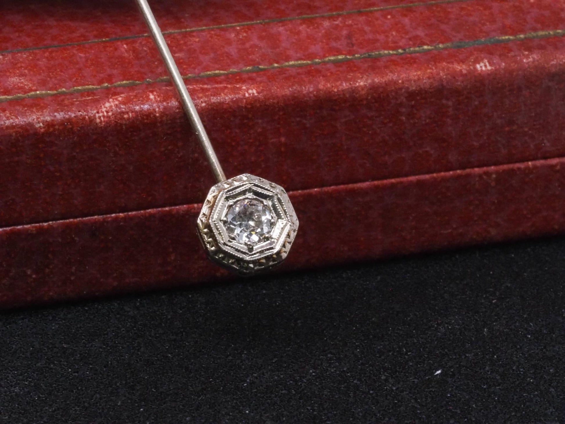 Estate Art Deco 16K White Gold Diamond Stick Pin - VHK#342a