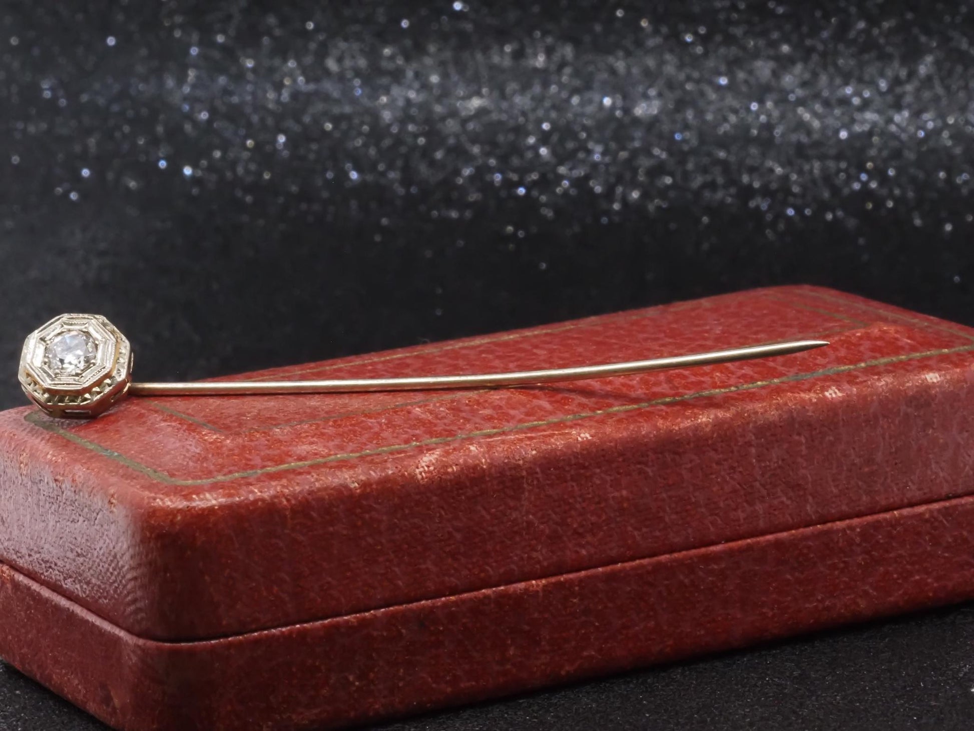 Estate Art Deco 16K White Gold Diamond Stick Pin - VHK#342a