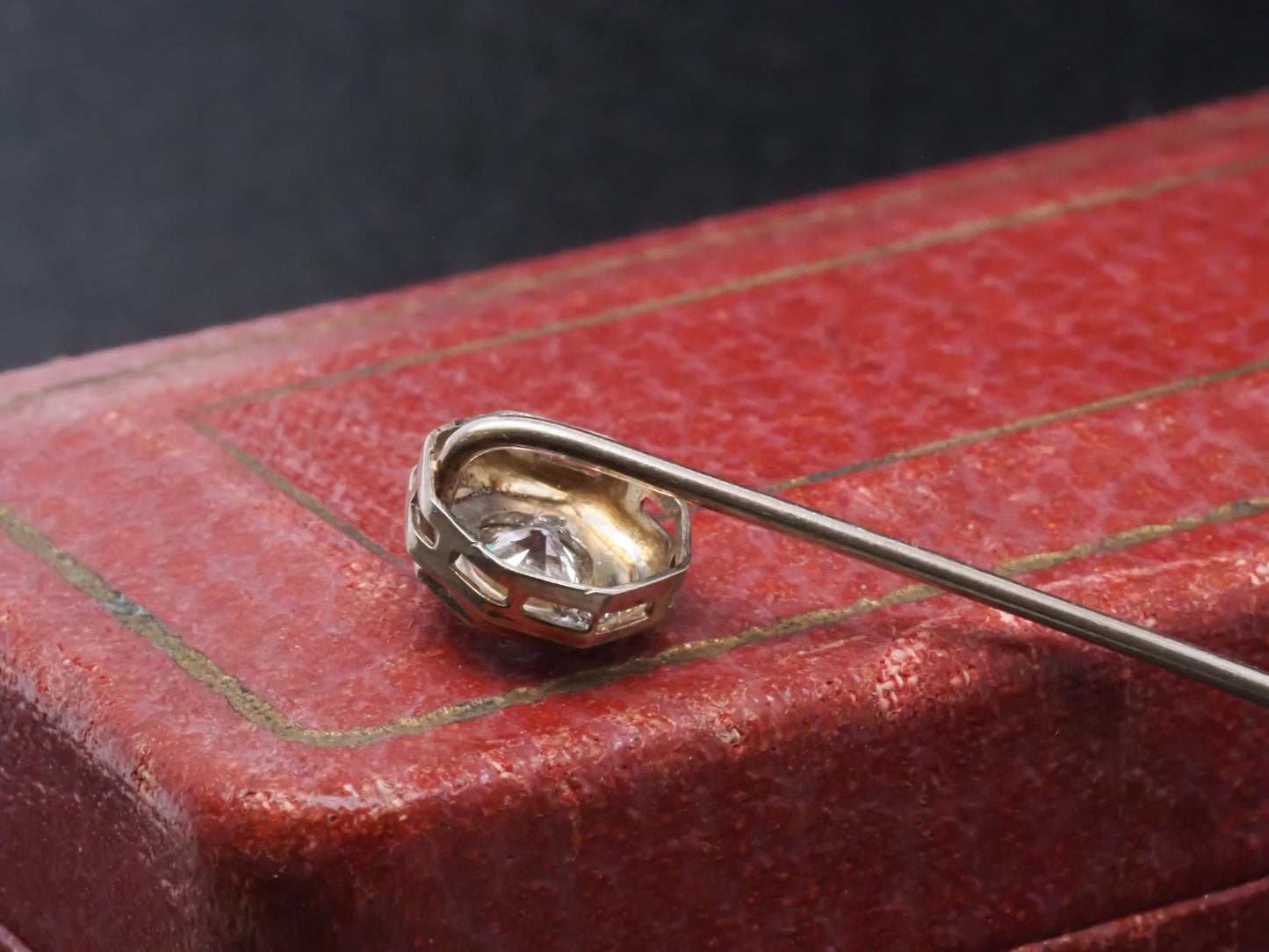 Estate Art Deco 16K White Gold Diamond Stick Pin - VHK#342a