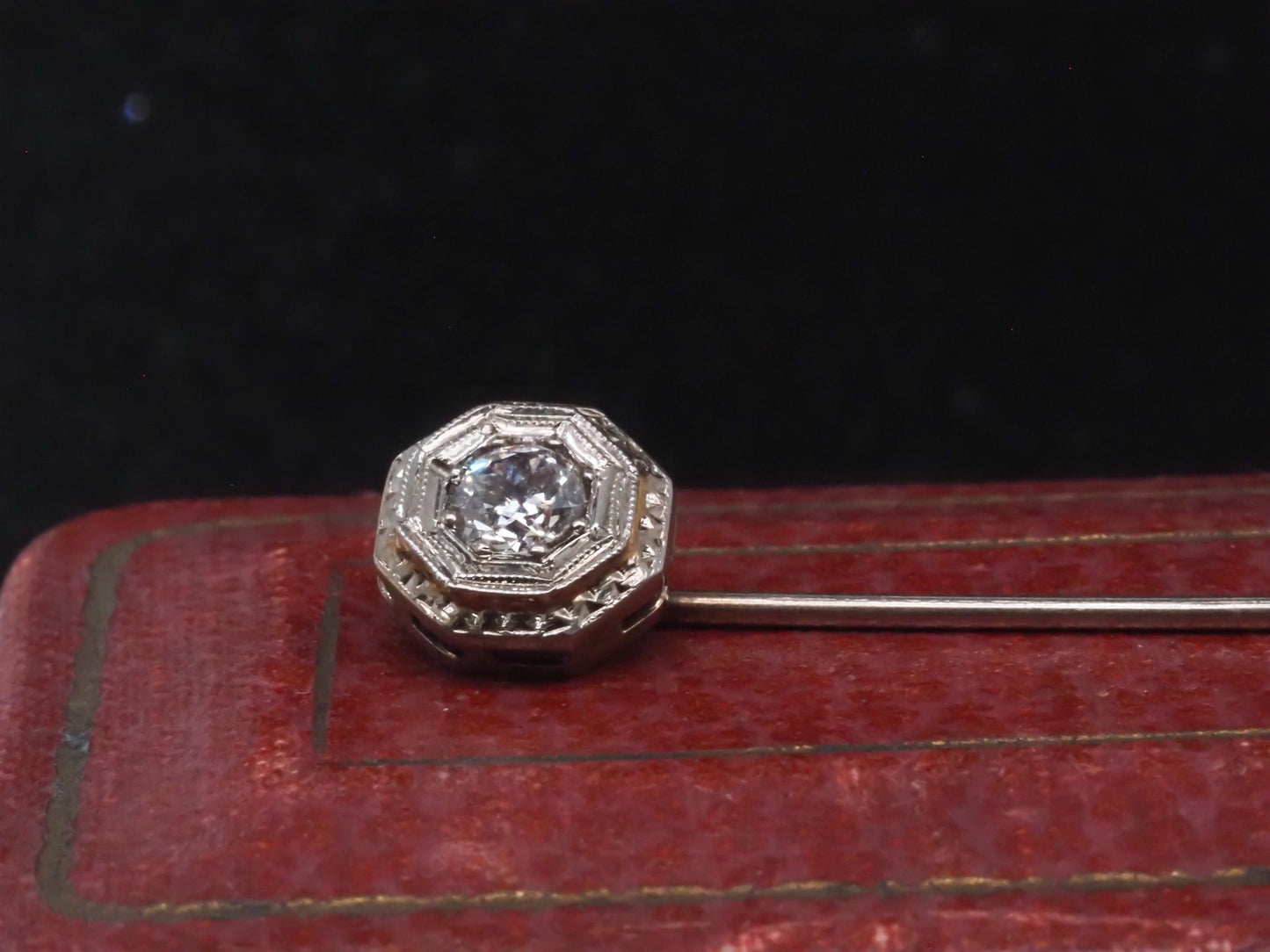 Estate Art Deco 16K White Gold Diamond Stick Pin - VHK#342a