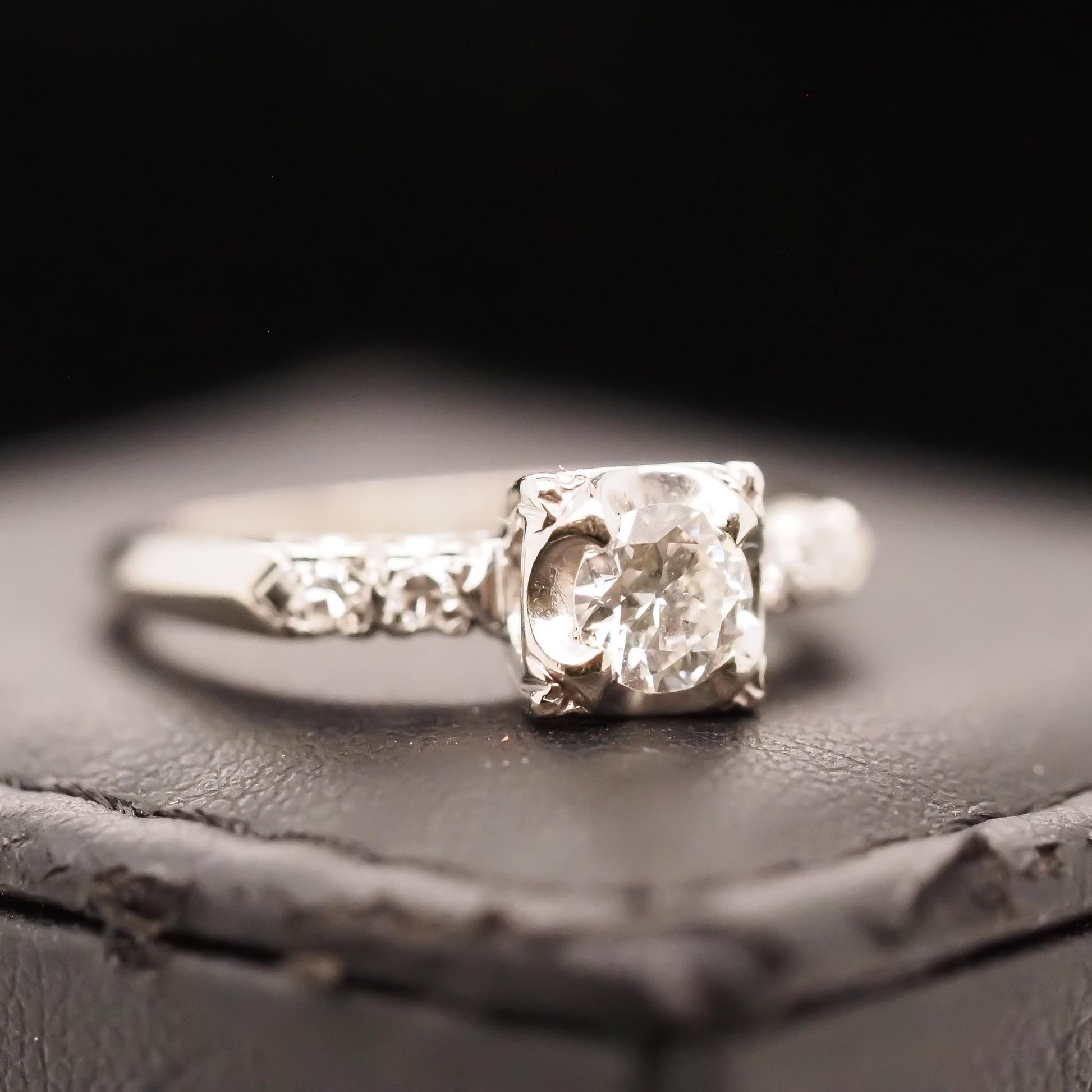 1940s 14K White Gold .40ct Old European Cut Diamond Engagement Ring - VHK#650