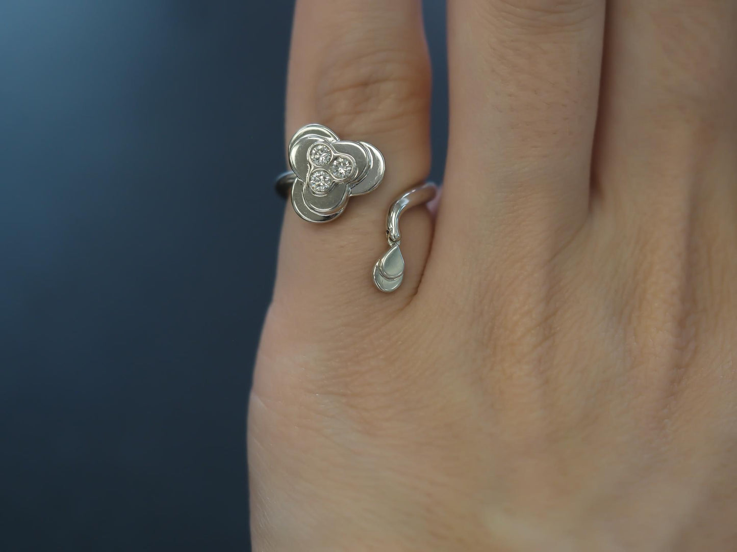 FRED Paris 18K White Gold Belle Du Jour Diamond Ring - VHK#20a