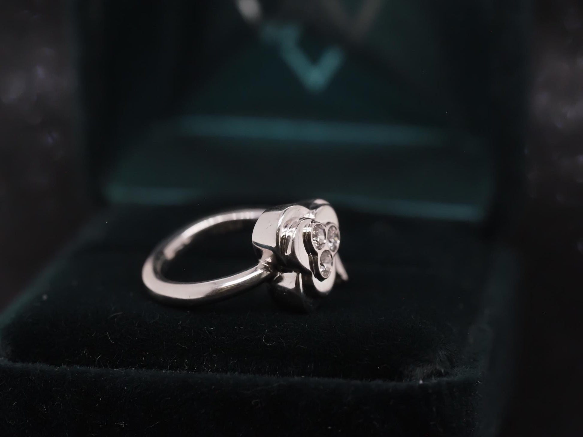 FRED Paris 18K White Gold Belle Du Jour Diamond Ring - VHK#20a