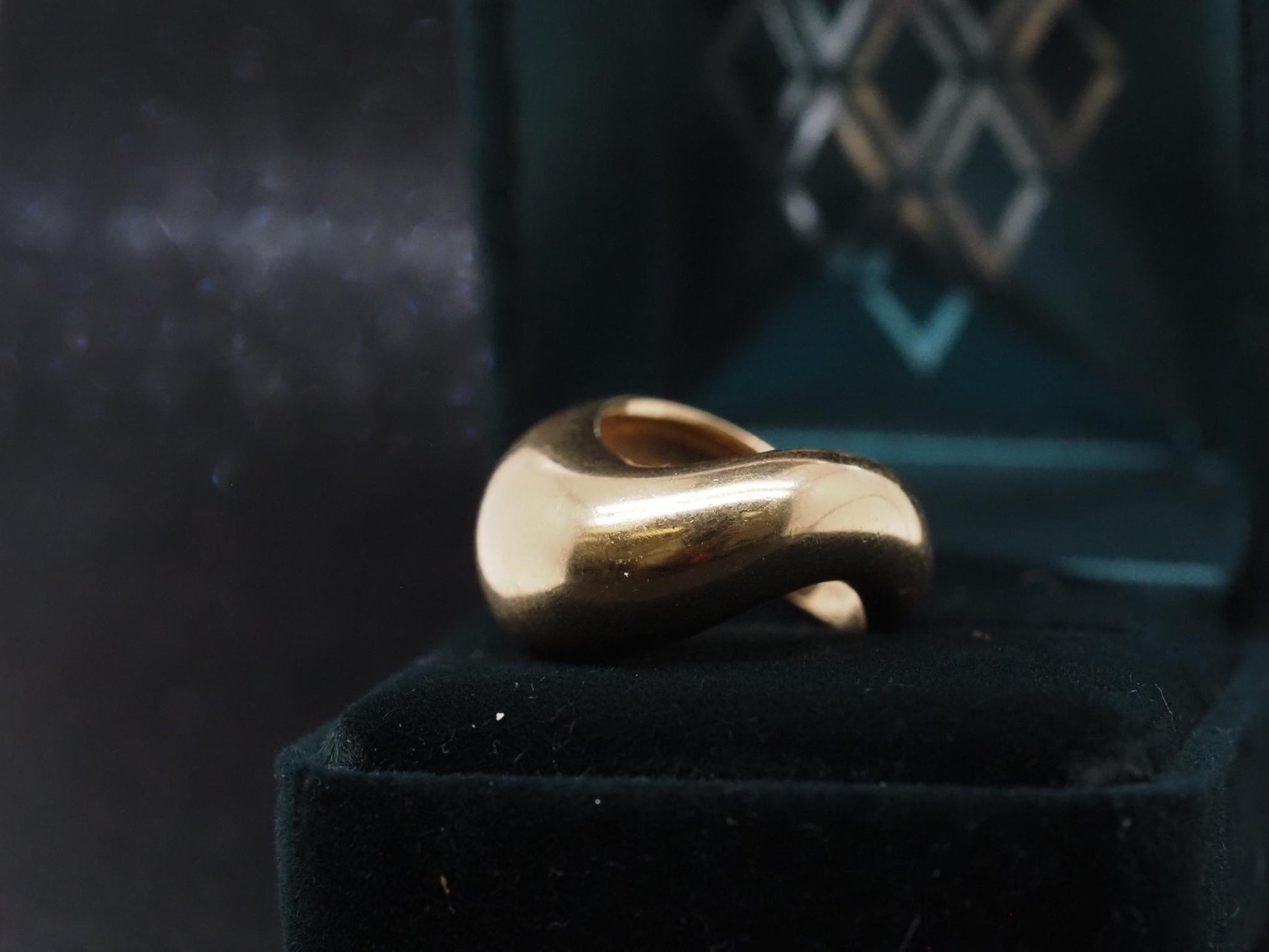 18K Yellow Gold FRED Paris Mouvementé Band Ring Size 5 - VHK#19b