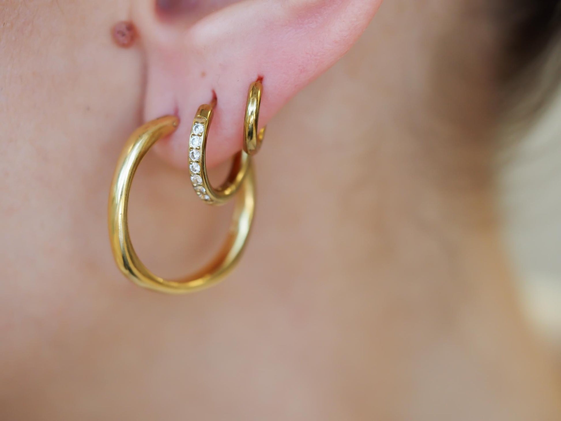 Estate Tiffany & Co. 18K Yellow Gold Hoop Earrings - VHK#186a