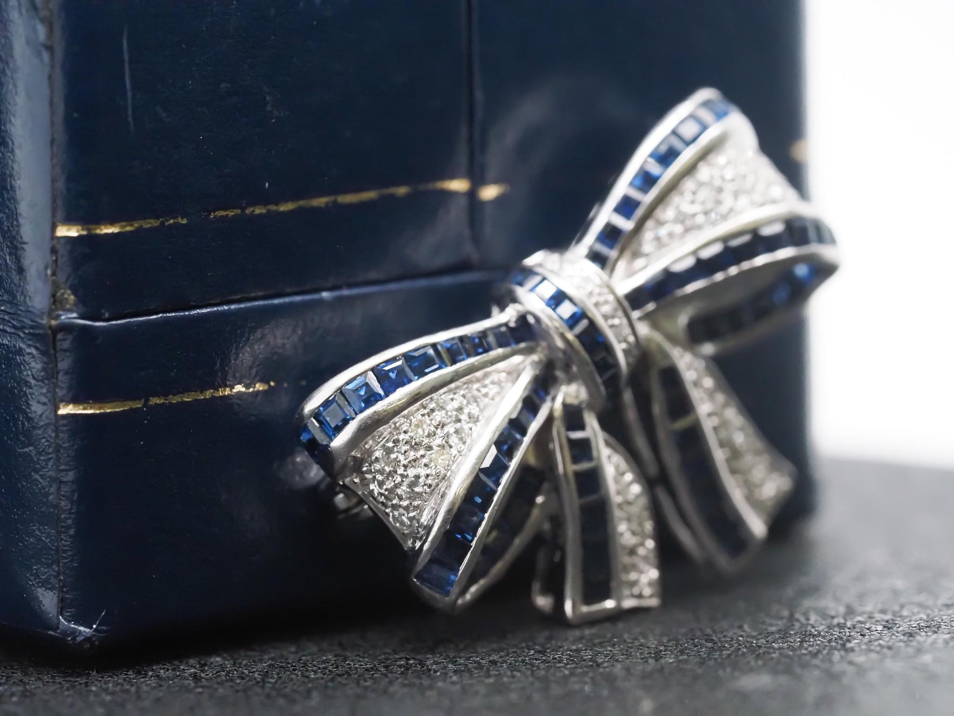 Estate 18K White Gold Sapphire & Diamond Ribbon Brooch - VHK#219B