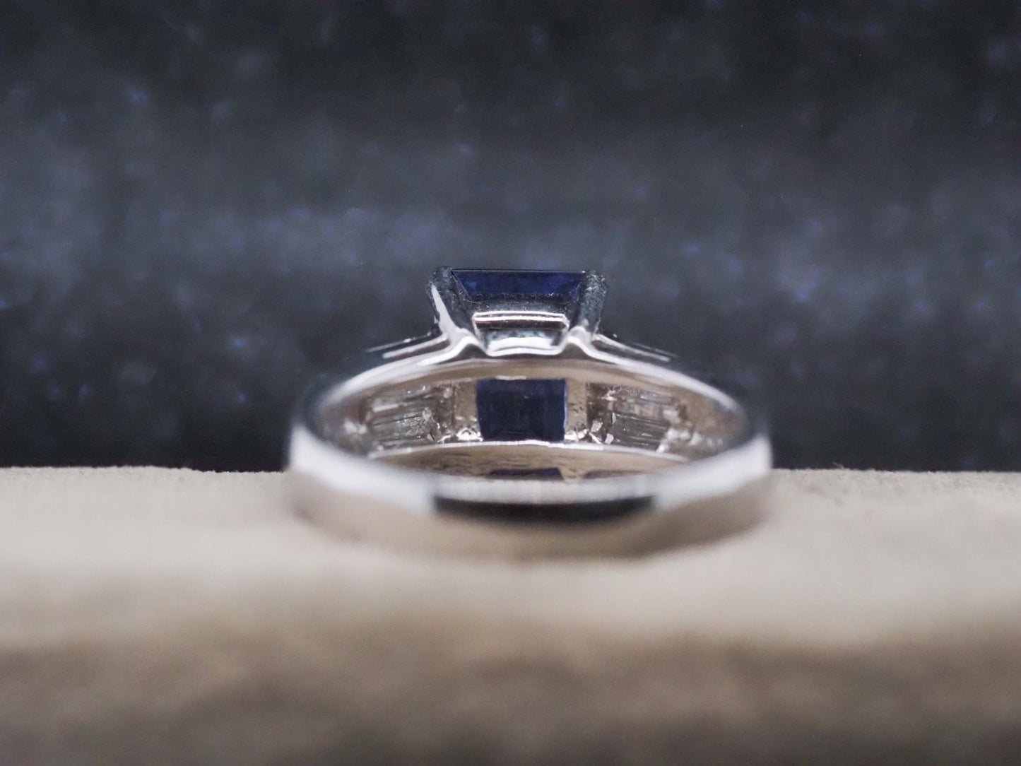 Estate 18K White Gold Tanzanite and Diamond Ring - VHK#304a