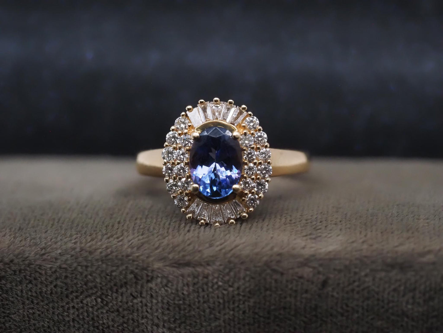 Estate EFFY 14K Yellow Gold Tanzanite and Diamond Ring - VHK#315a