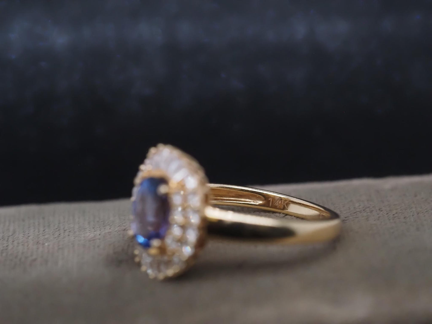 Estate EFFY 14K Yellow Gold Tanzanite and Diamond Ring - VHK#315a