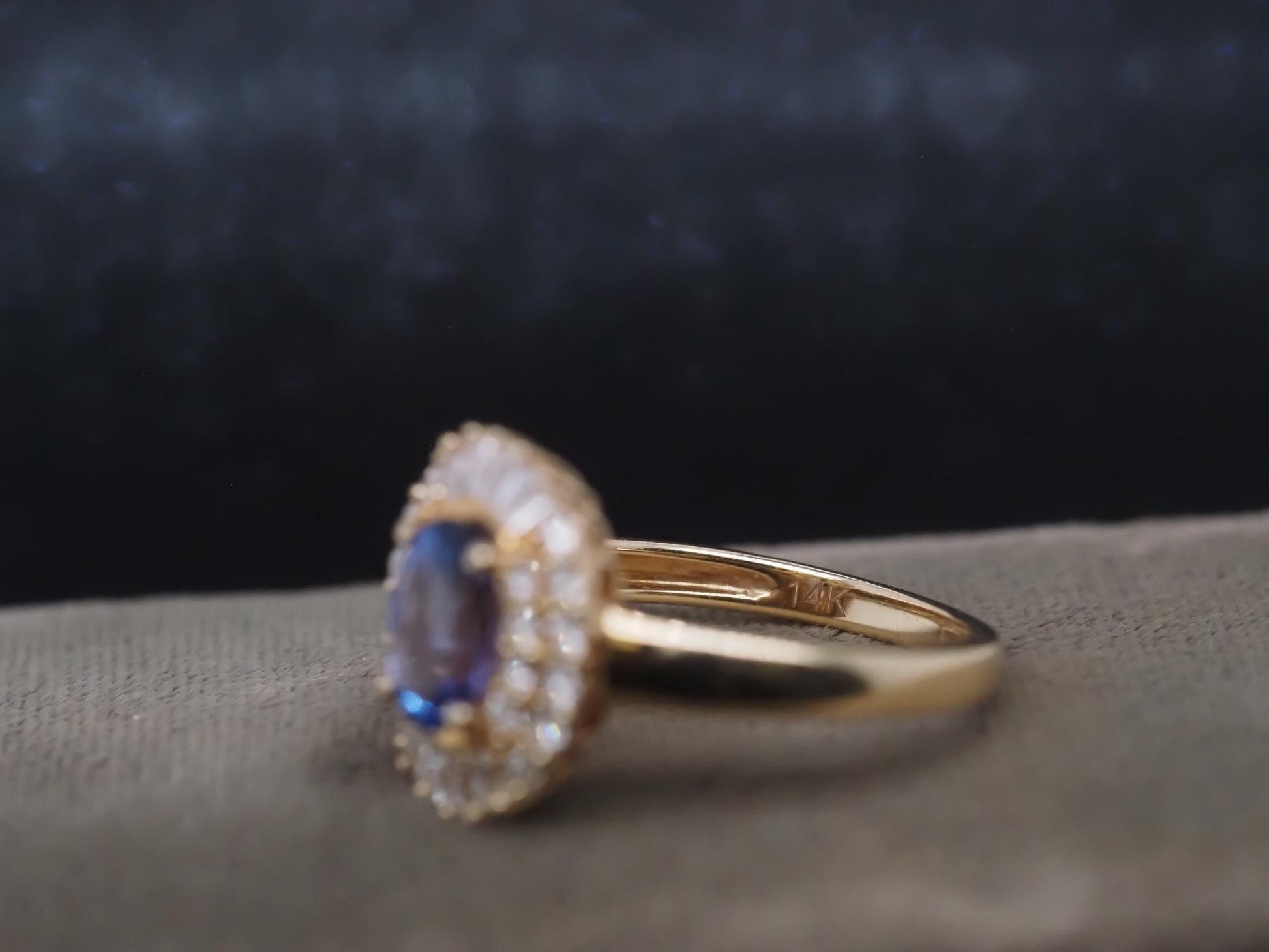 Estate EFFY 14K Yellow Gold Tanzanite and Diamond Ring - VHK#315a