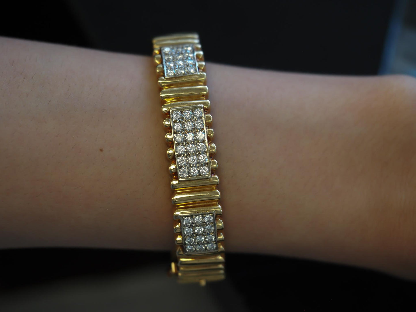 Estate 14K Yellow Gold Scalloped Bangle with Diamonds - VHK#251A