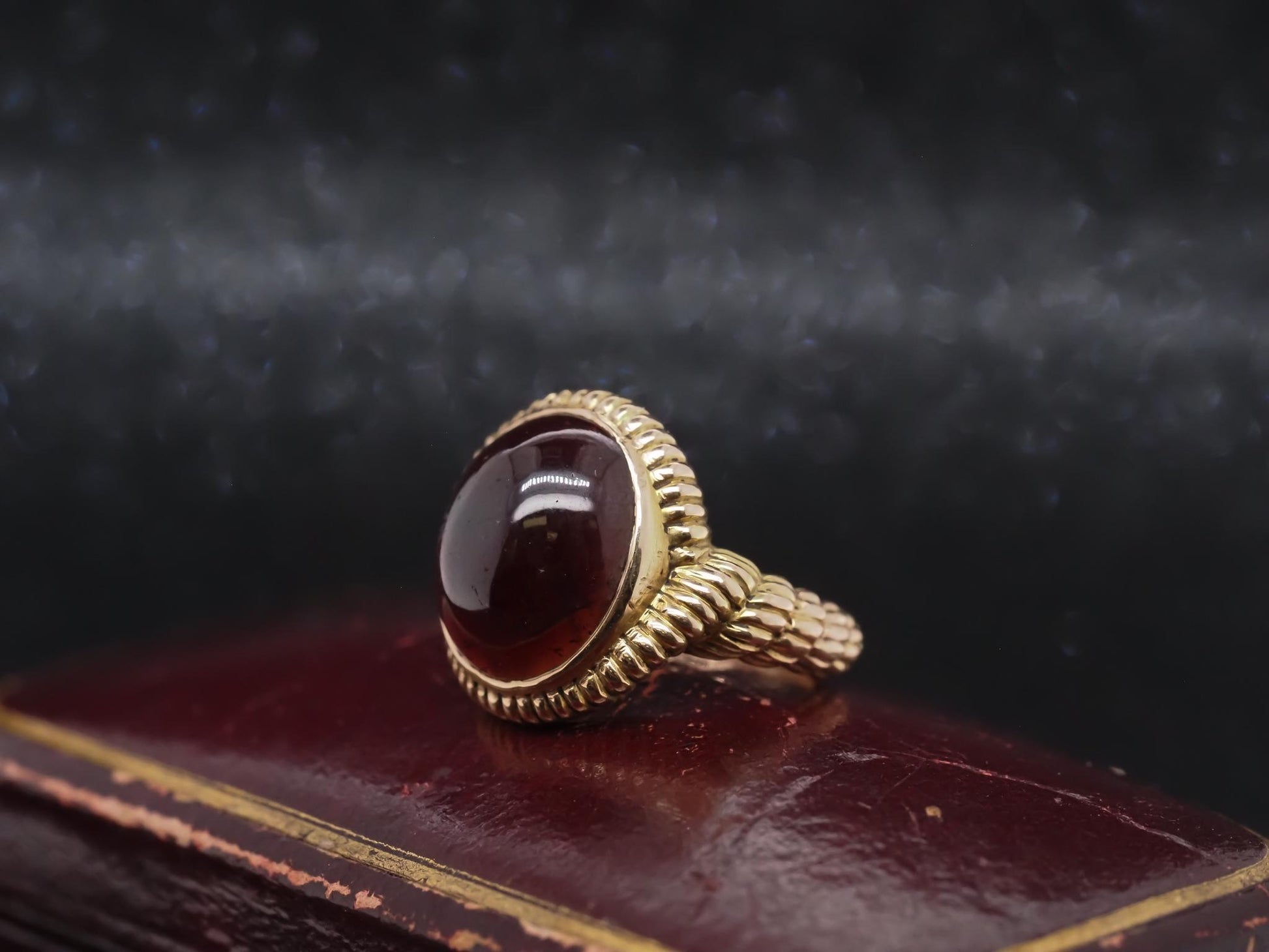 Estate Victorian 15K Yellow Gold Tourmaline Cabochon Ring - VHK#292a