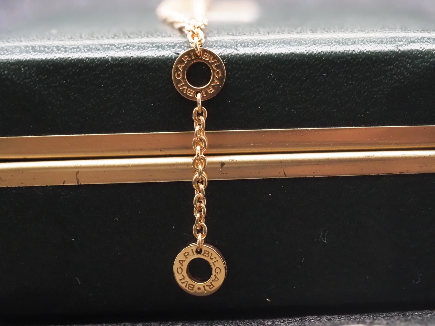 Estate BVLGARI 18K Yellow Gold Malachite, Mother Of Pearl, Sugilite Necklace