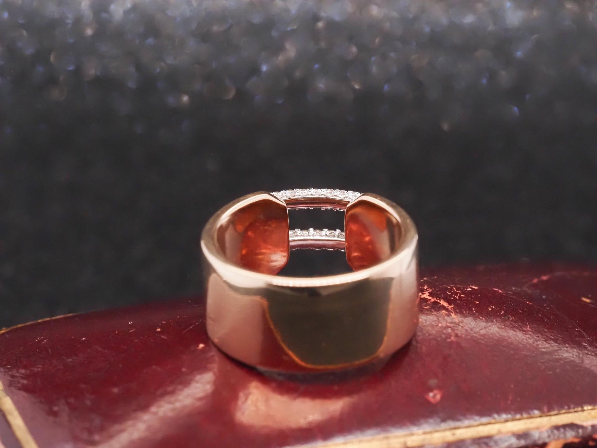Estate 18K Rose Gold Diamond Ring Band -VHK#1004A