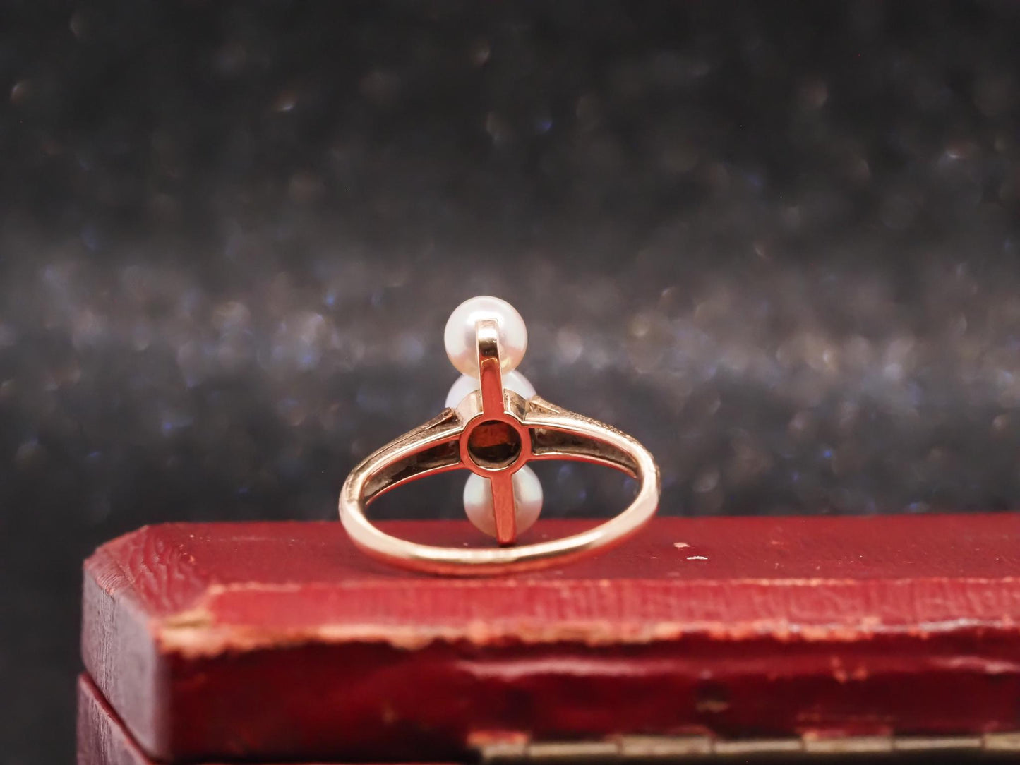 Estate Edwardian 14K Yellow Gold Pearl 3 Stone Ring - VHK#98a