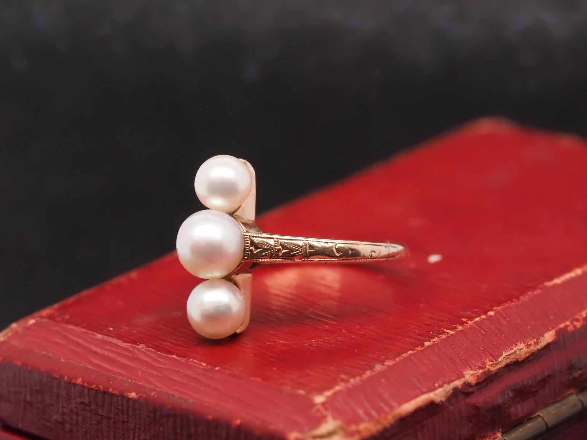 Estate Edwardian 14K Yellow Gold Pearl 3 Stone Ring - VHK#98a