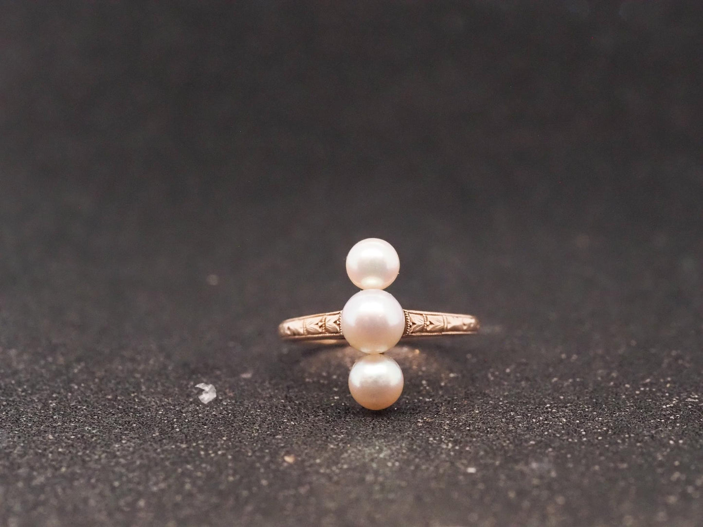 Estate Edwardian 14K Yellow Gold Pearl 3 Stone Ring - VHK#98a