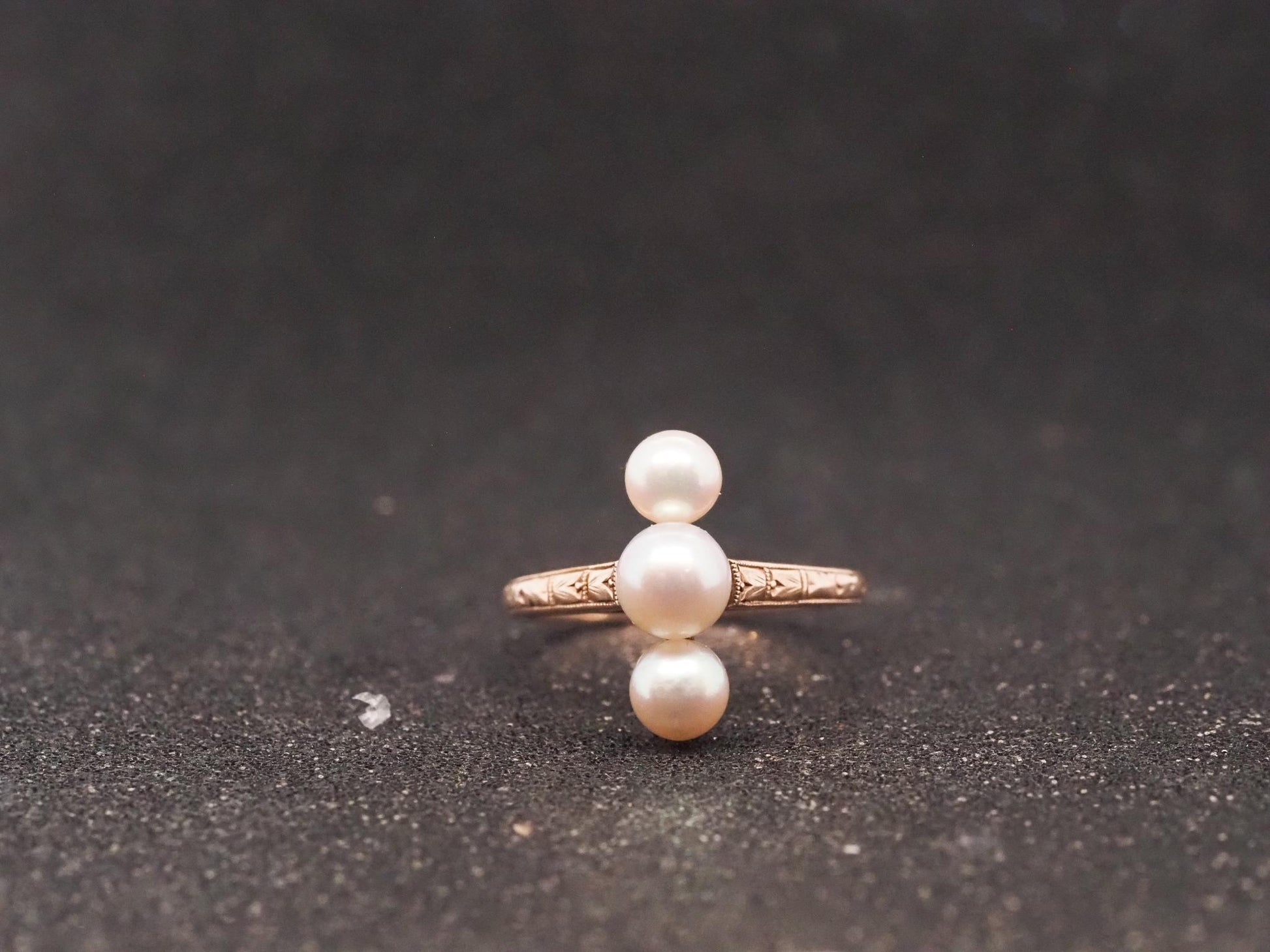 Estate Edwardian 14K Yellow Gold Pearl 3 Stone Ring - VHK#98a