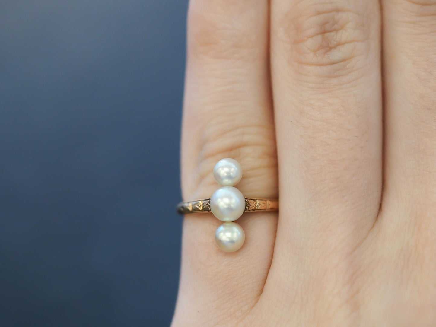 Estate Edwardian 14K Yellow Gold Pearl 3 Stone Ring - VHK#98a