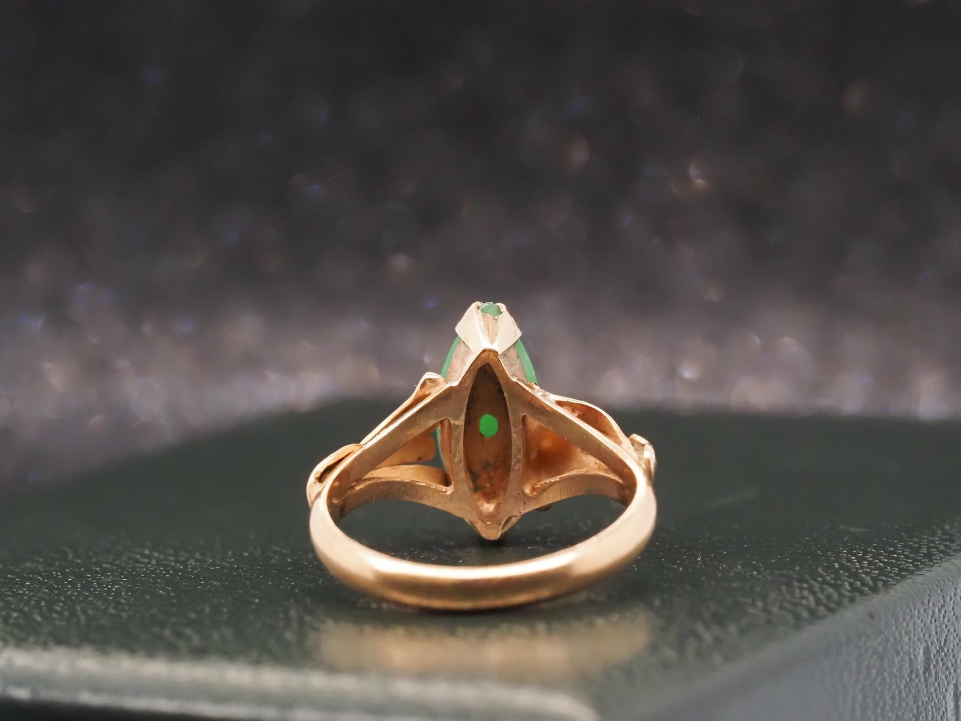 Estate Vintage 14K Gold Jade Navette Ring -VHK#23A