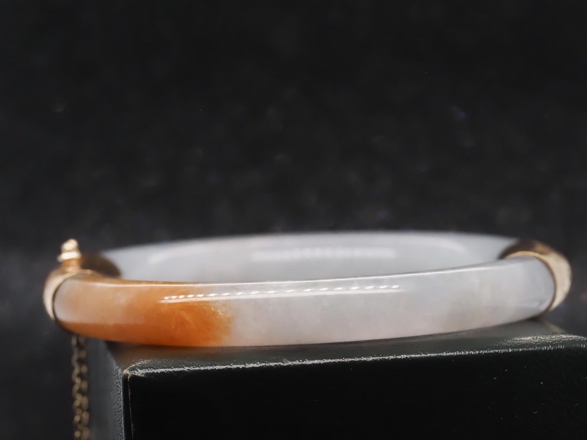 Estate 14K Yellow Gold Jade Bangle with Green and Brown Tone