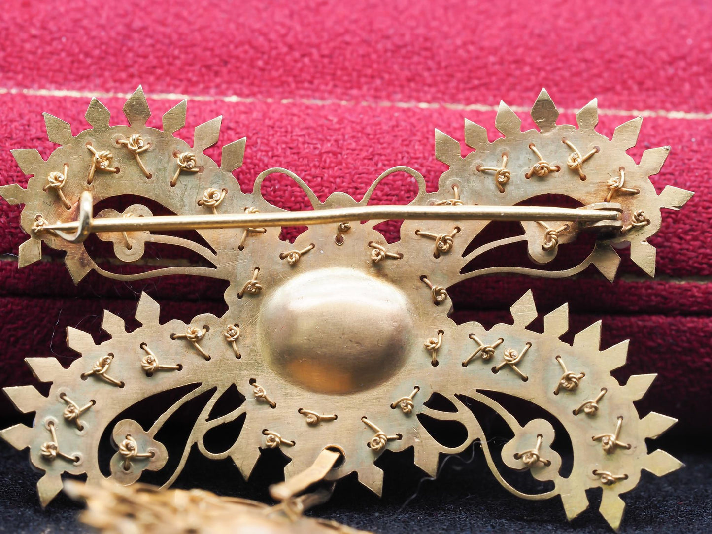 Georgian Canetille 15K Yellow Gold Amethyst, Citrine & Seed Pearl Pendant Brooch