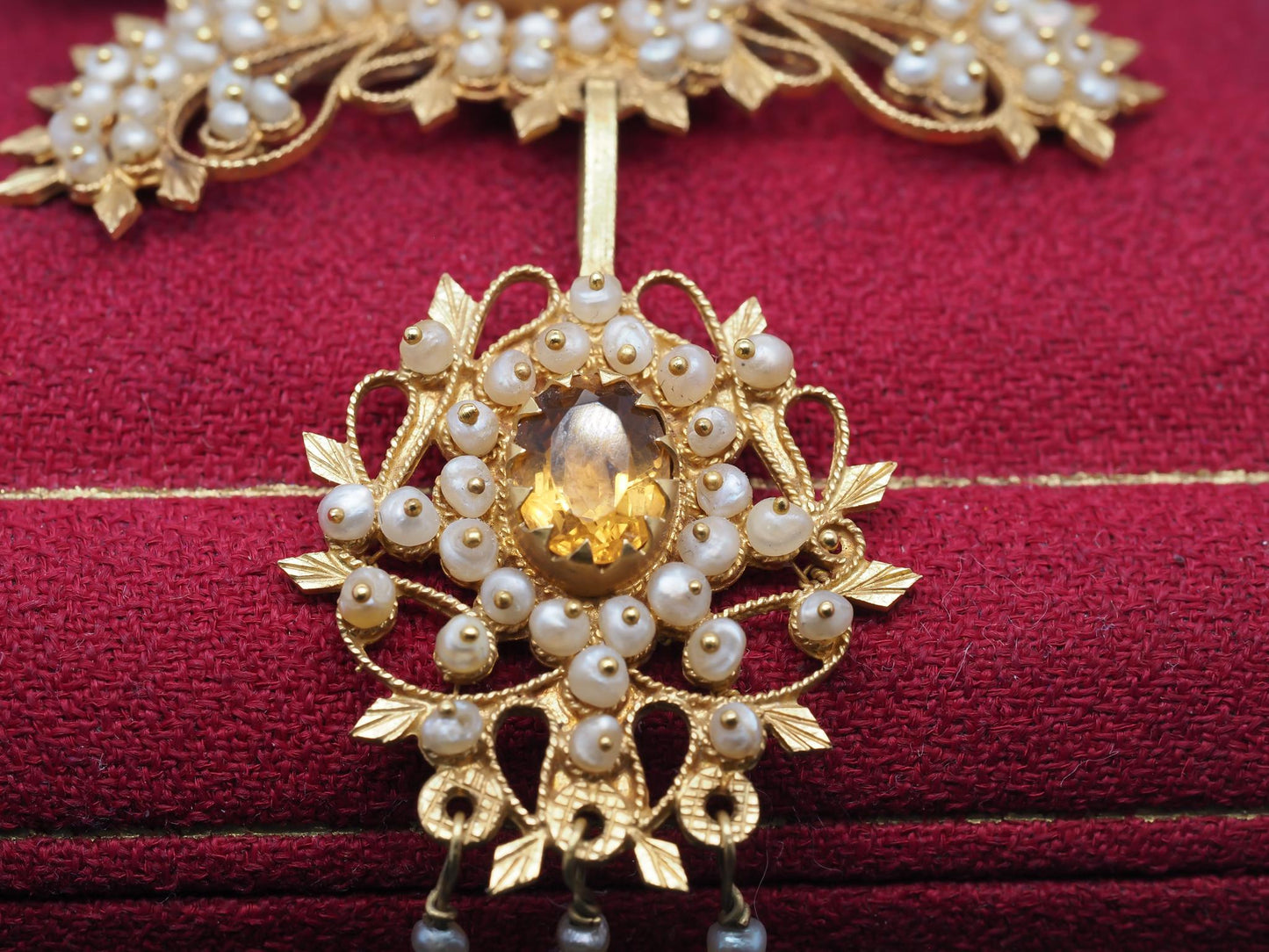 Georgian Canetille 15K Yellow Gold Amethyst, Citrine & Seed Pearl Pendant Brooch