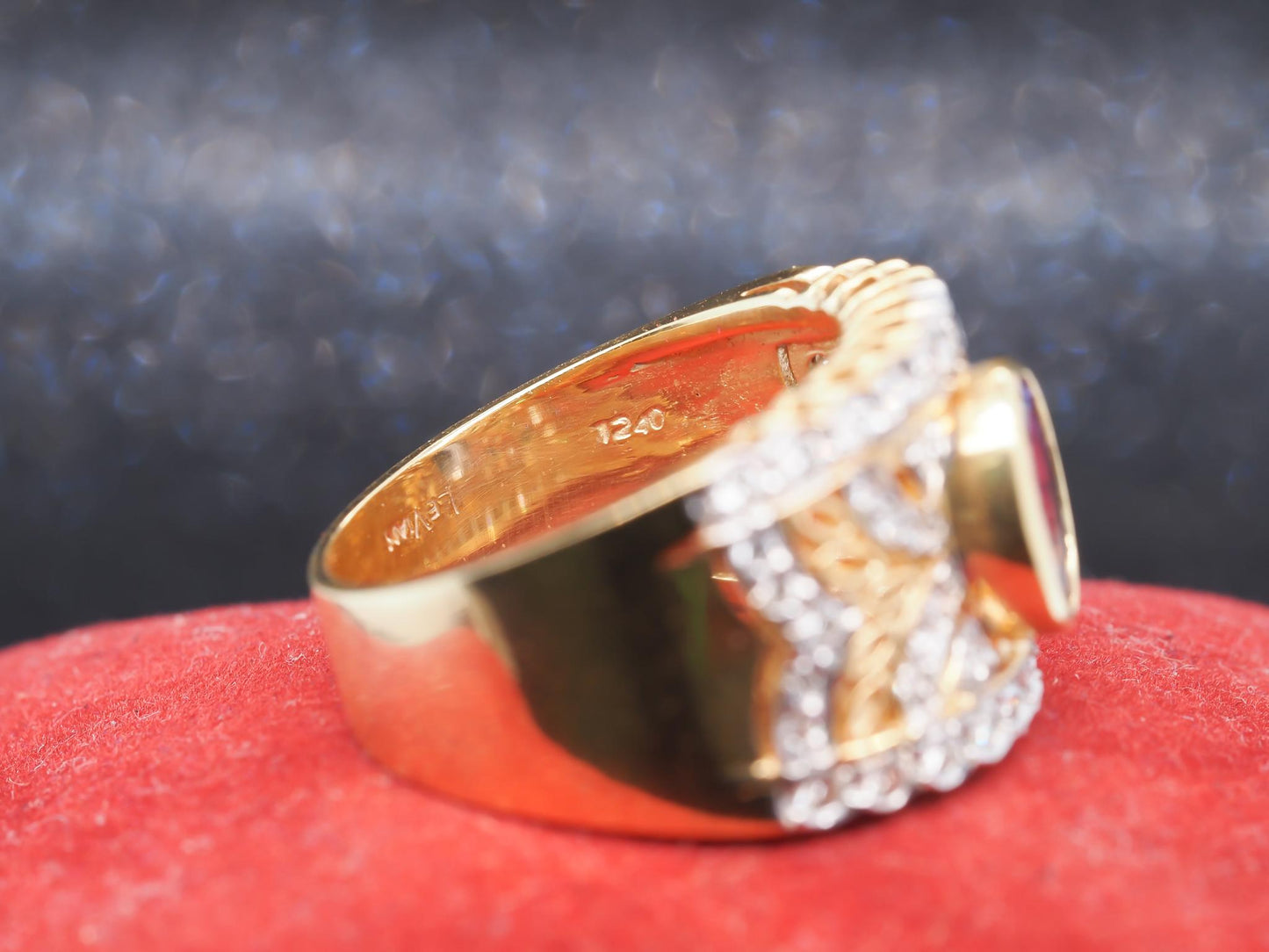 Estate LEVIAN 18K Yellow Gold Tanzanite and Diamond Ring -VHK#215B