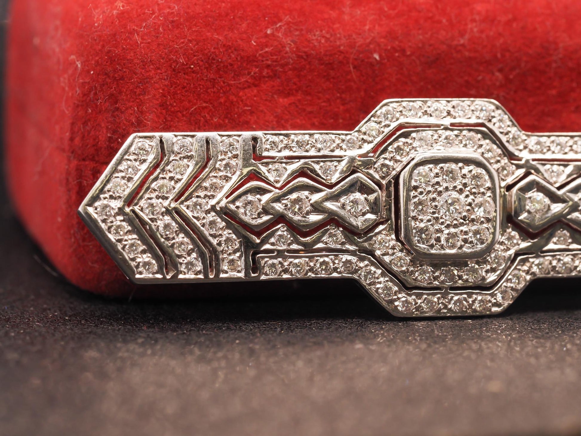 18K White Gold Diamond Art Deco Style Bar Brooch - VHK420A
