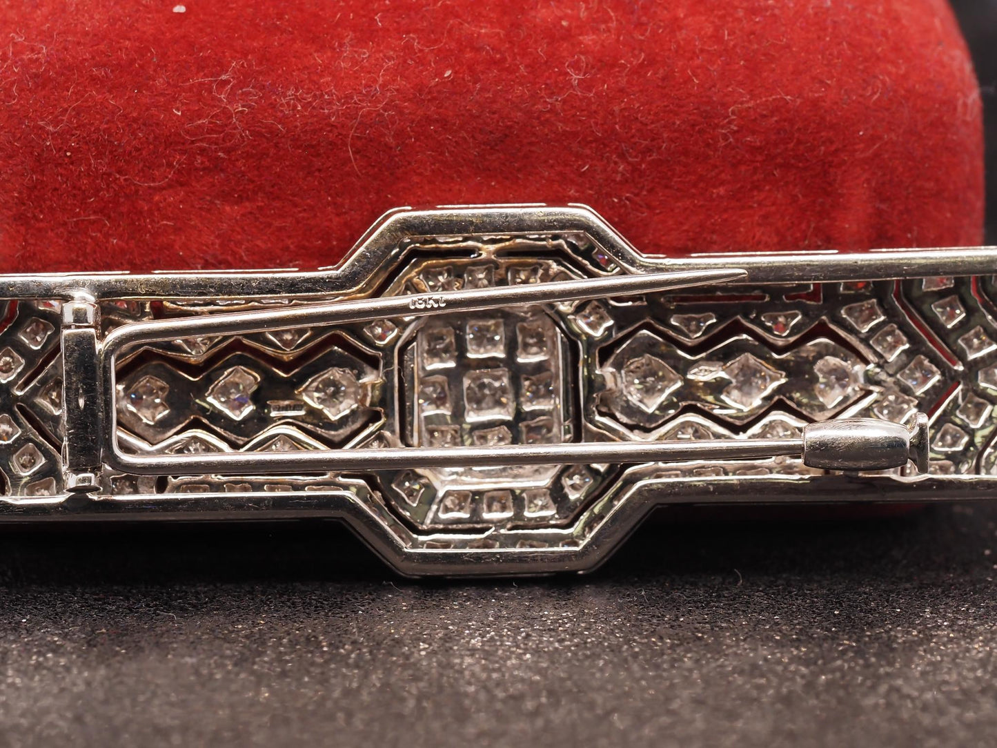18K White Gold Diamond Art Deco Style Bar Brooch - VHK420A
