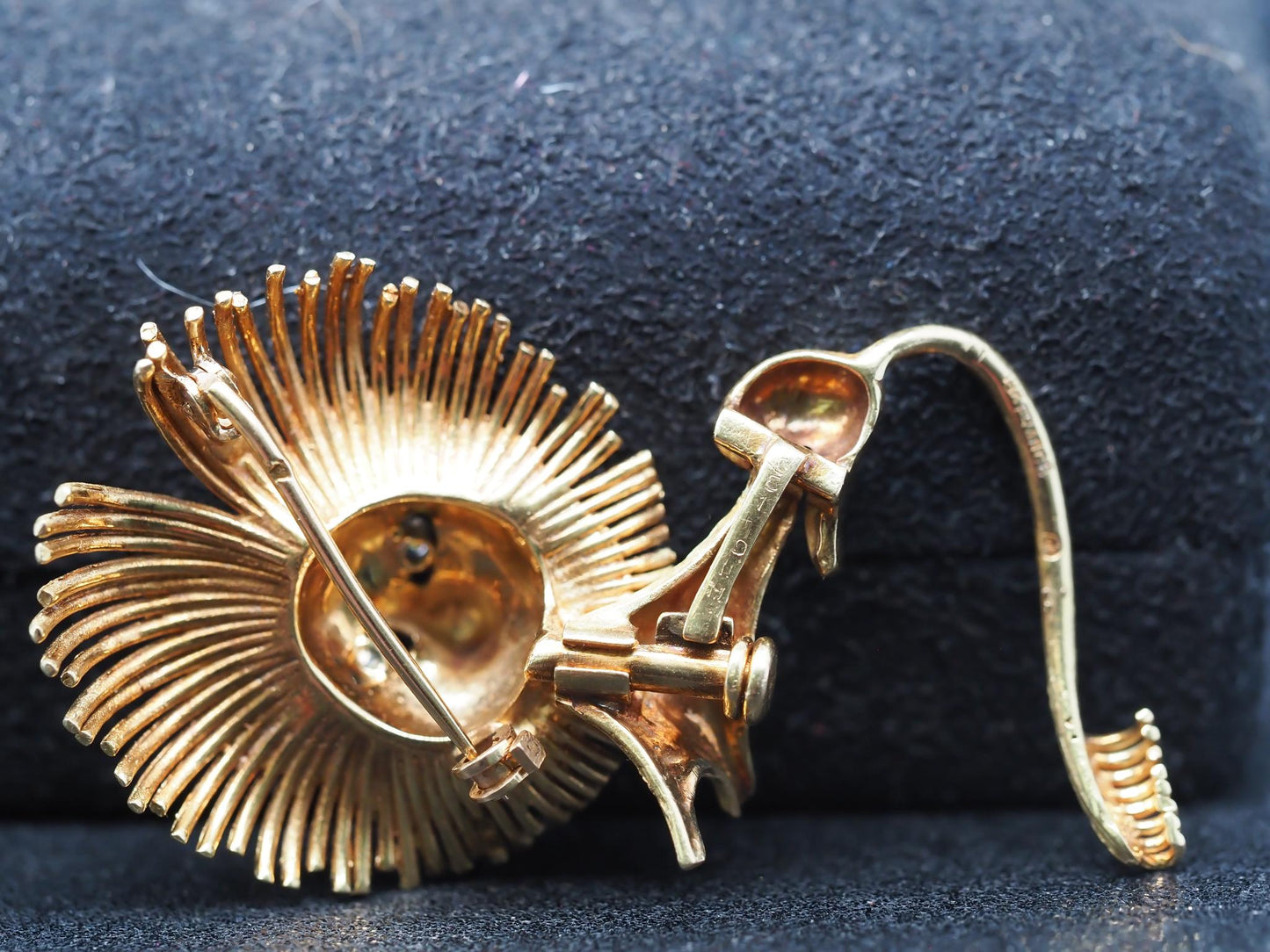 Estate Vintage French 18K Yellow Gold and Diamond Lion Brooch - VHK#115a