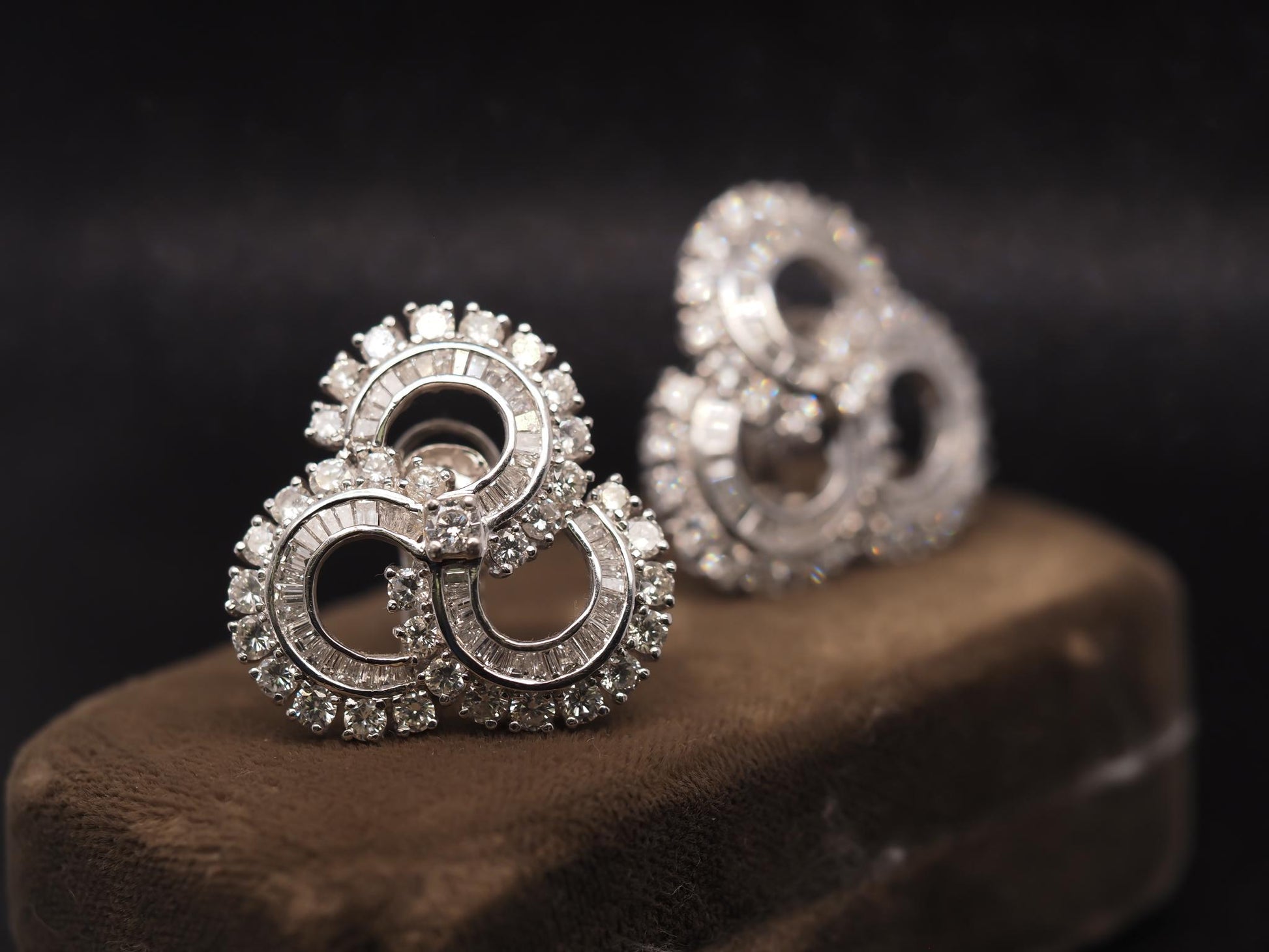 Estate Platinum & 18K White Gold Diamond Swirl Cluster Earrings -VHK#418A