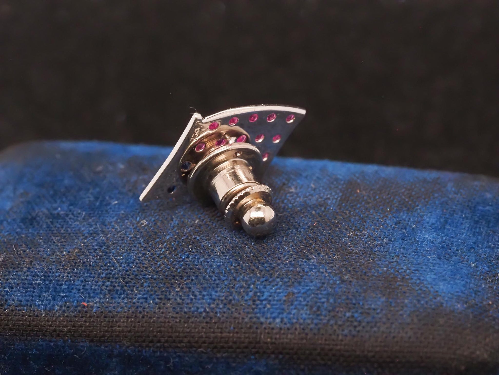 Retro 18K Ruby, Sapphire and Diamond White Gold American Flag Pin - VHK#4