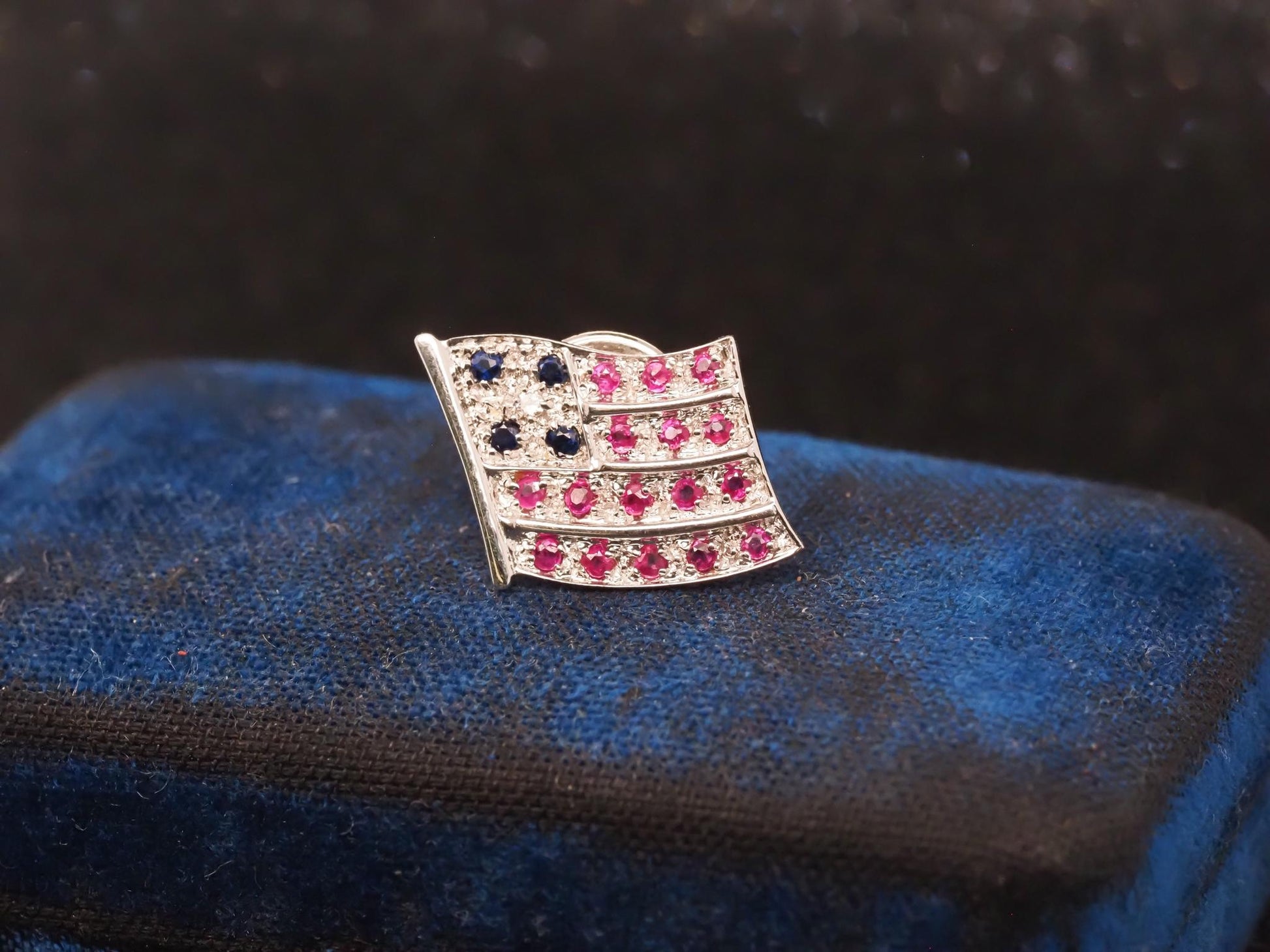 Retro 18K Ruby, Sapphire and Diamond White Gold American Flag Pin - VHK#4