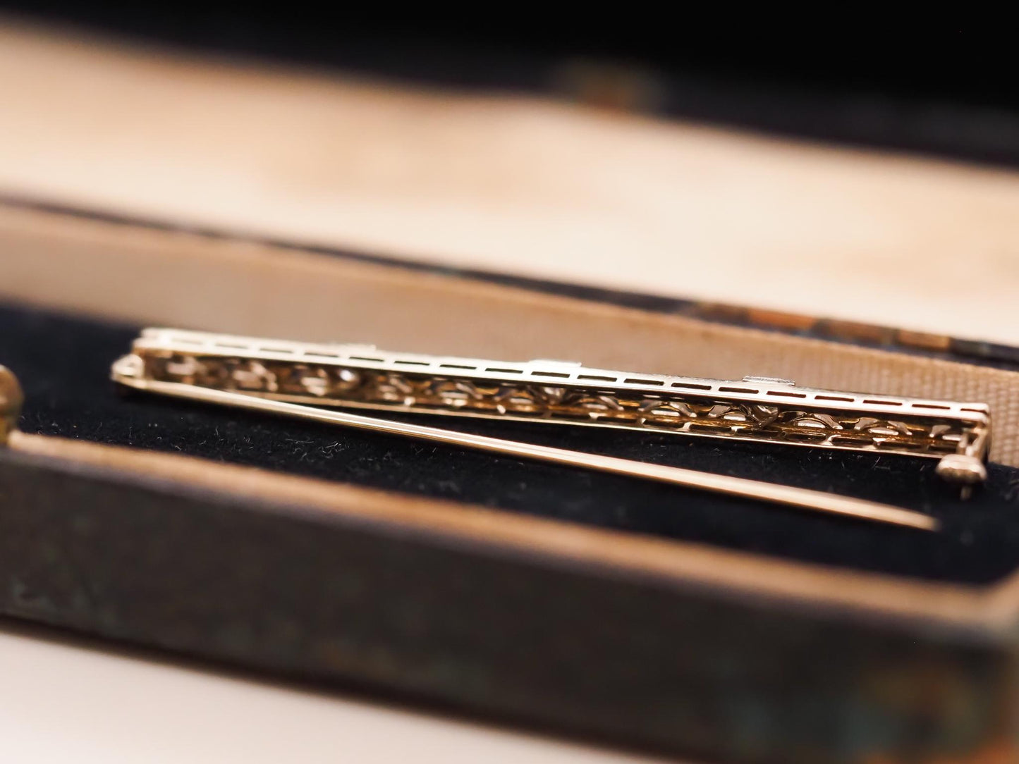 14K Gold Art Deco Diamond Bar Brooch Pin with Filigree - VHK#663