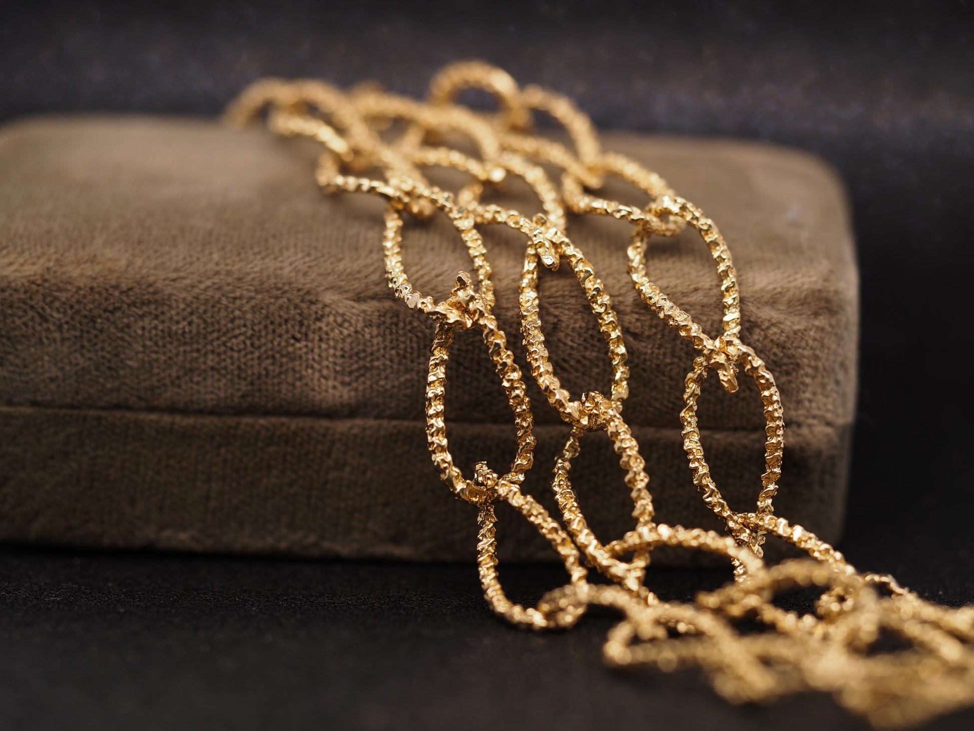 Estate 1960s Textured 14K Yellow Gold Long Chain - VHK#187b